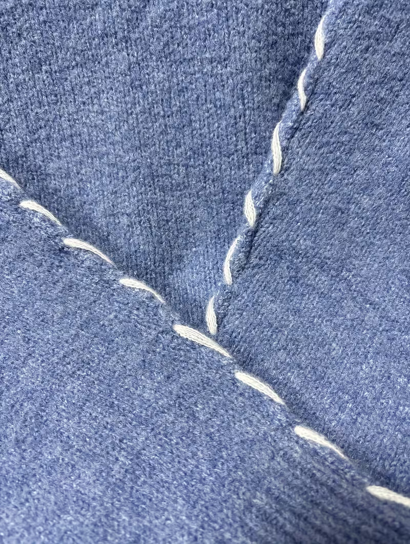 Oversized Knit Pullover in Blau