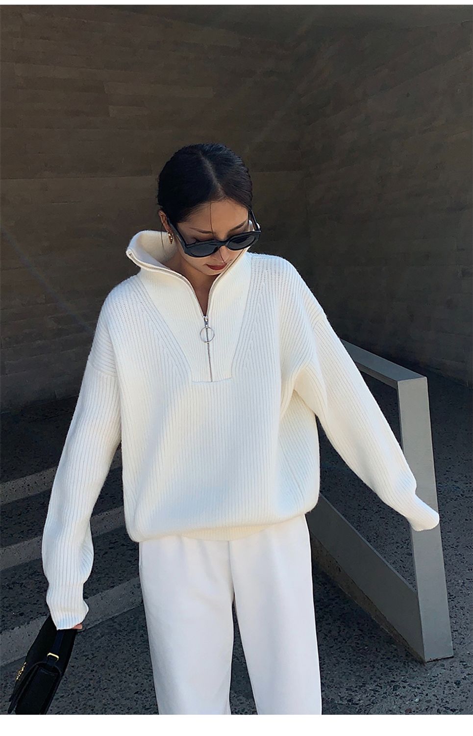 Der Clean-Girl-Pullover mit halbem Reißverschluss